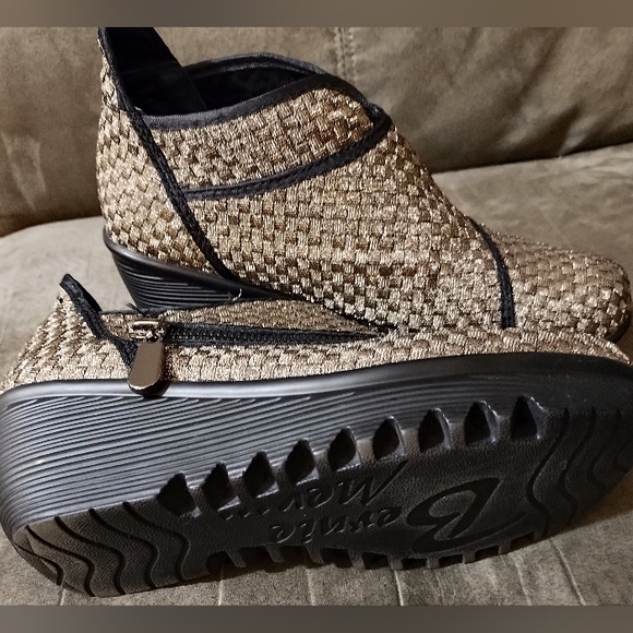 Bernie Mev ankle boots, size 38 or 7.5 - Picture 2 of 5